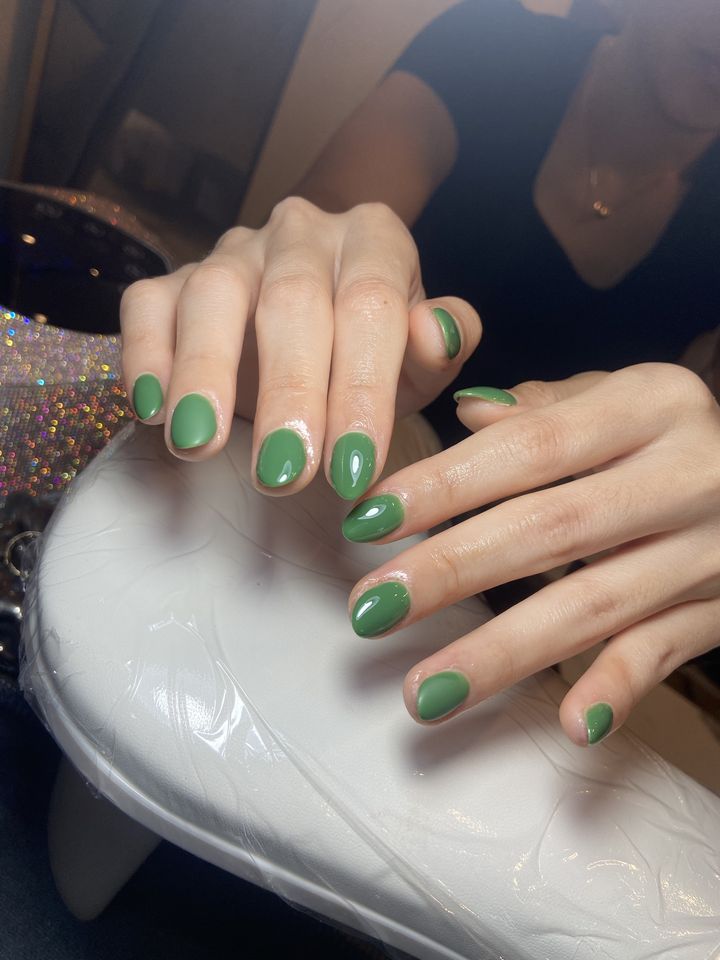 Gel hijau daun, bentuk almond